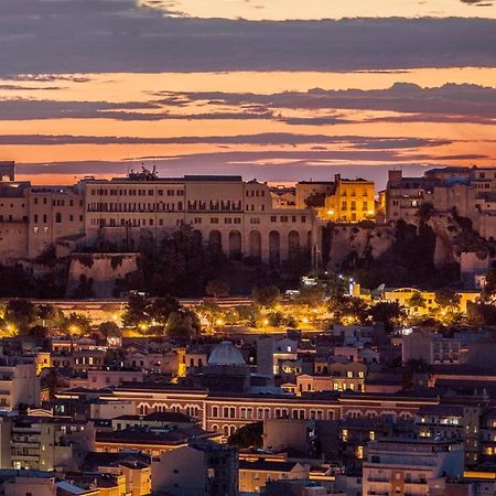 Rossini Penthouse Apartment Cagliari Ngoại thất bức ảnh